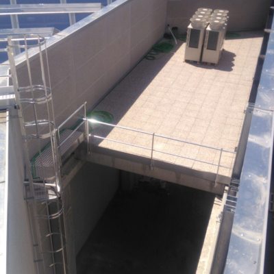 Scale in alluminio con gabbia